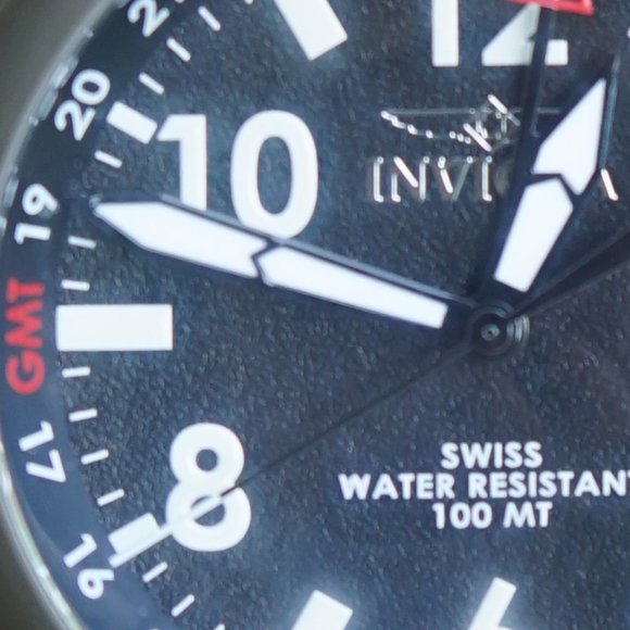 Invicta Black/Matte-Gray Steel Watch+NEW BATTERIES - Picture 10 of 14